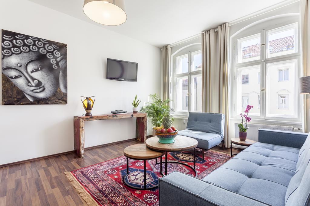 The Rheinsberger - Cosy 2Br One Living Room Up To 6 Берлин Экстерьер фото