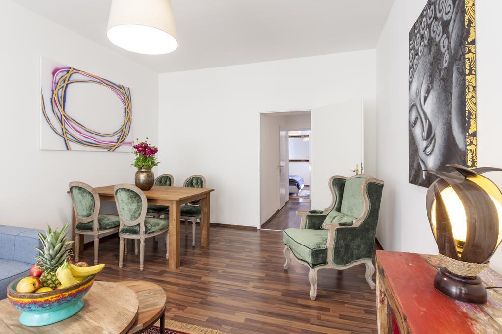 The Rheinsberger - Cosy 2Br One Living Room Up To 6 Берлин Экстерьер фото